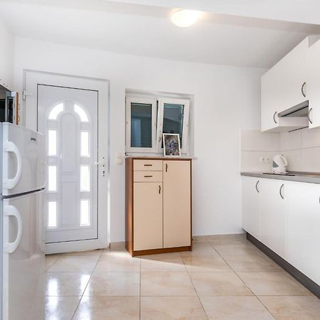 Apartments Oleander Kricin Baška Eksteriør billede