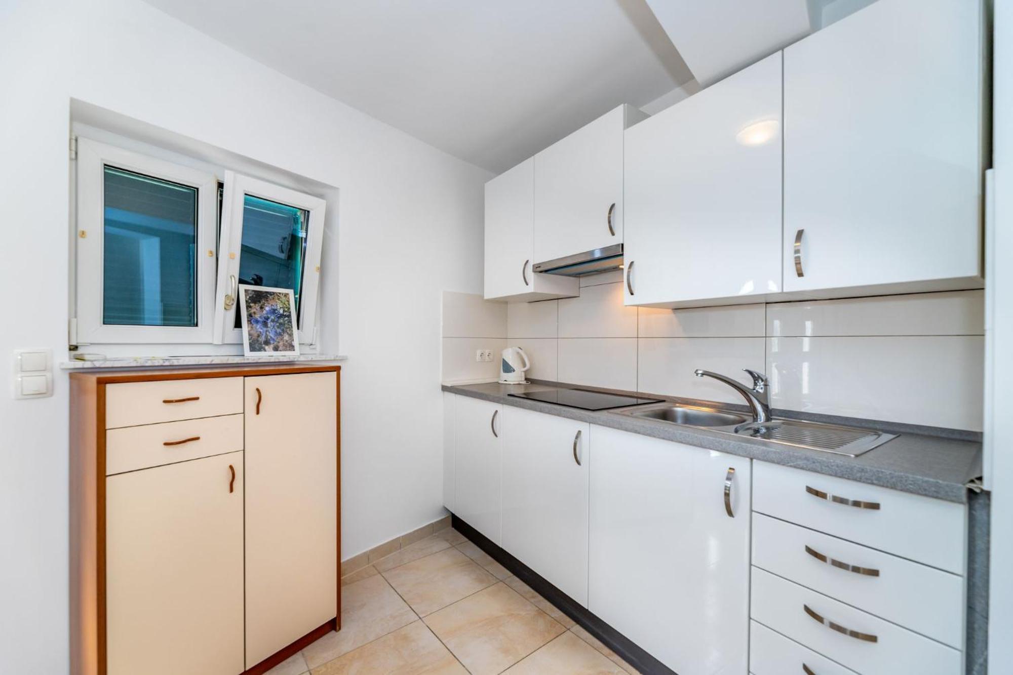 Apartments Oleander Kricin Baška Eksteriør billede